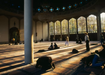 More Than 100 Mosques to Open Their Doors Across Britain This Weekend