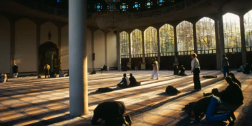 More Than 100 Mosques to Open Their Doors Across Britain This Weekend